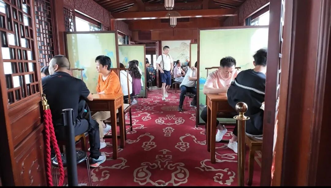 a-1400-person-group-tour-9.jpg a-1400-person-group-tour-9.jpg