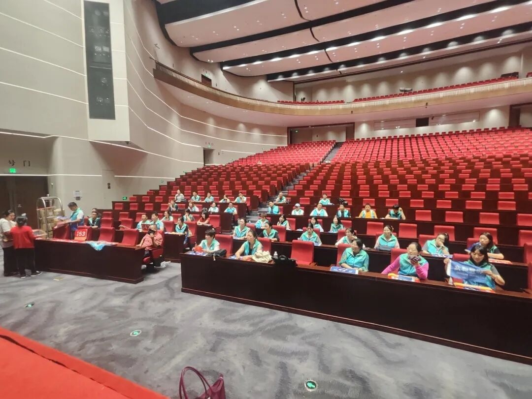 hangzhou-kangyi-successfully-hosts-large-scale-conference-group-tour-1.jpg hangzhou-kangyi-successfully-hosts-large-scale-conference-group-tour-1.jpg