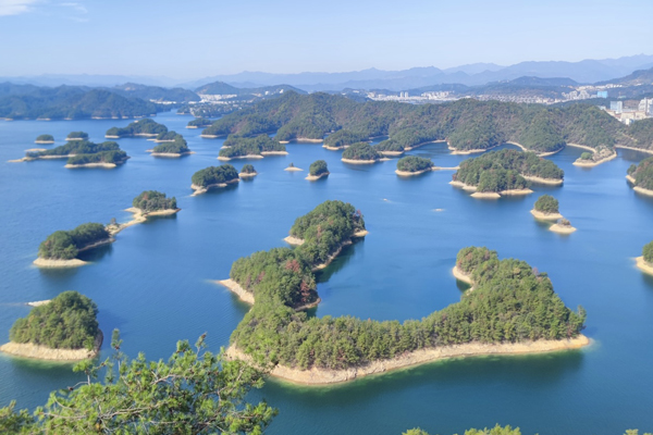 Qiandao Lake