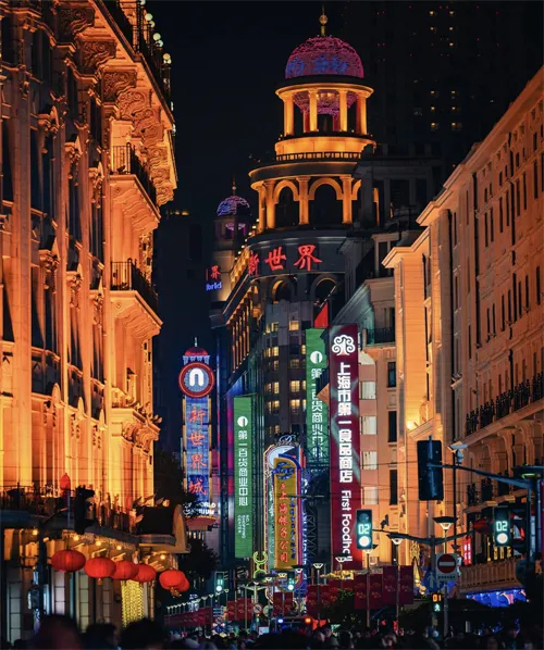 Nanjing-Road-Pedestrian-Street-06.jpg