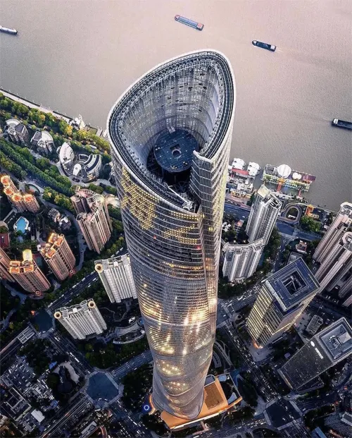Shanghai-Tower-01.jpg