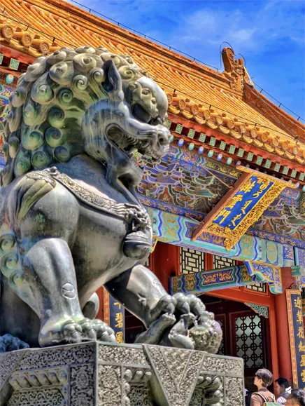 Yonghe-Lama-Temple-01.jpg