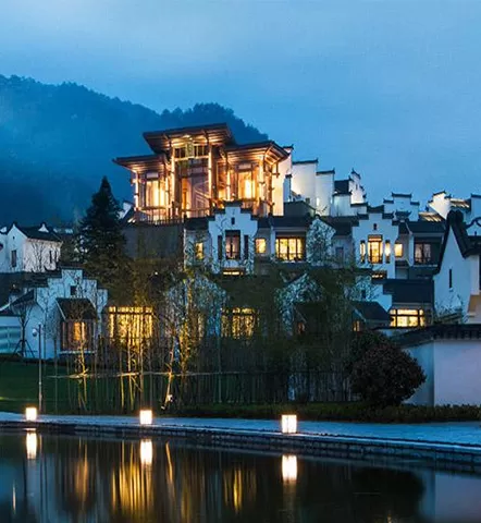 Banyan Tree Huangshan