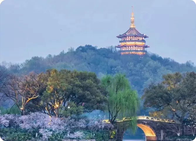 Leifeng Pagoda & White Snake Legend