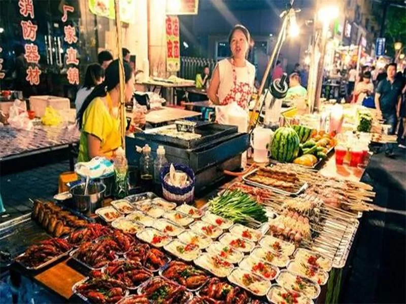 Food & Dining Around West Lake