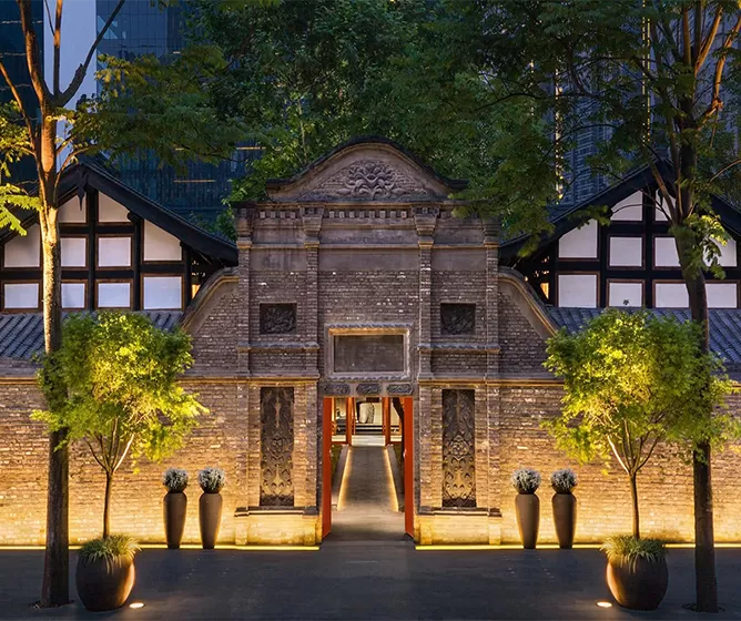 Hand-Selected Stays for Your Sichuan Journey