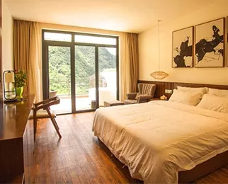 Hand-Selected Stays