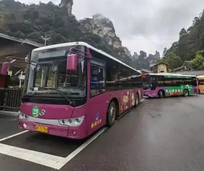 Reliable Transport for Zhangjiajie Expeditions