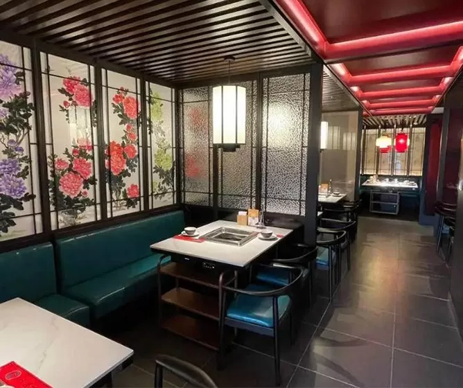 Savoring Chongqing: Authentic Tastes & Local Specialties