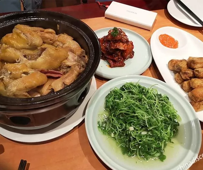 Savoring Huangshan: Authentic Tastes & Local Specialties